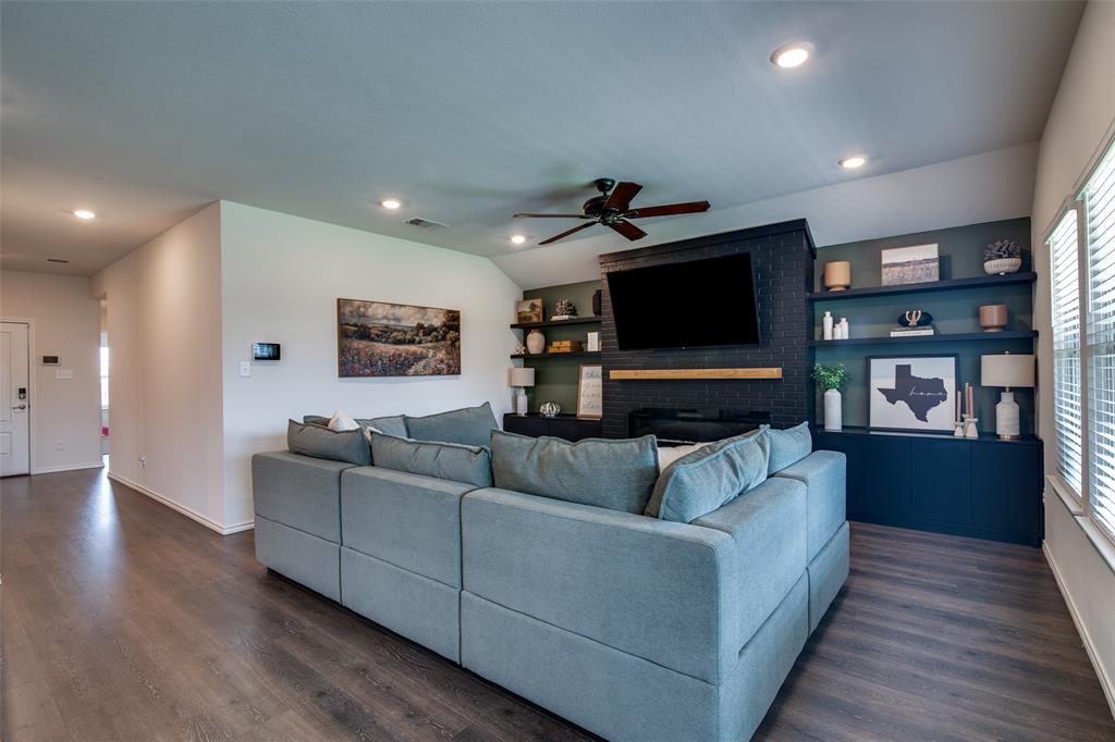504 Pine Hollow Way