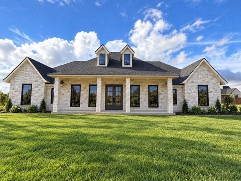 Photo of 906 Wildridge Drive, Waco, TX 76657 (MLS # 21403593)