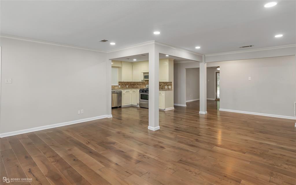 Shreveport, Louisiana 71105, United States, 3 Bedrooms Bedrooms, ,3 BathroomsBathrooms,Residential,Active,179307