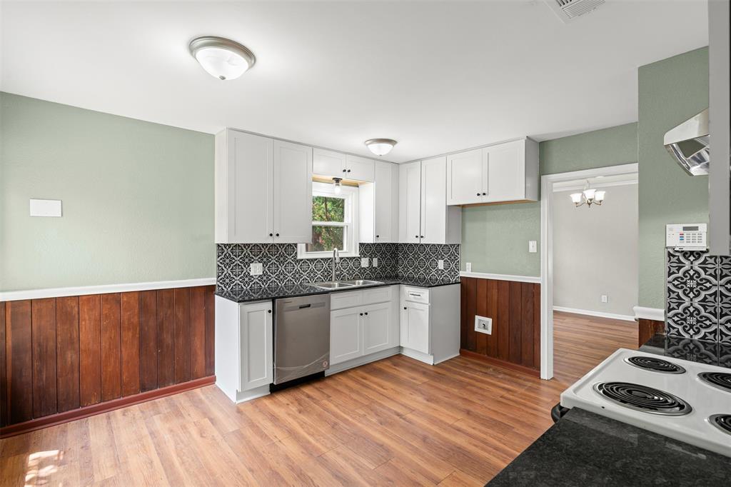 Pettys James E Sub - Residential