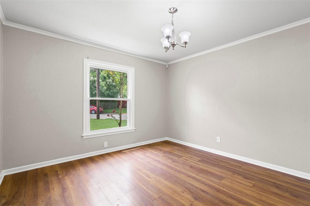 Pettys James E Sub - Residential