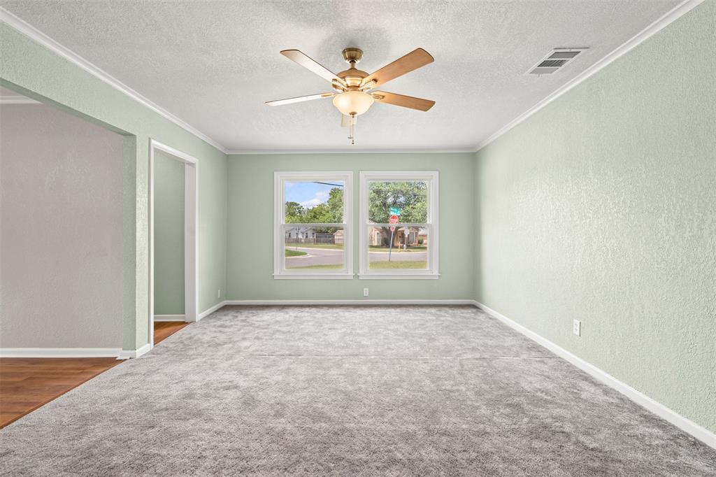 Pettys James E Sub - Residential