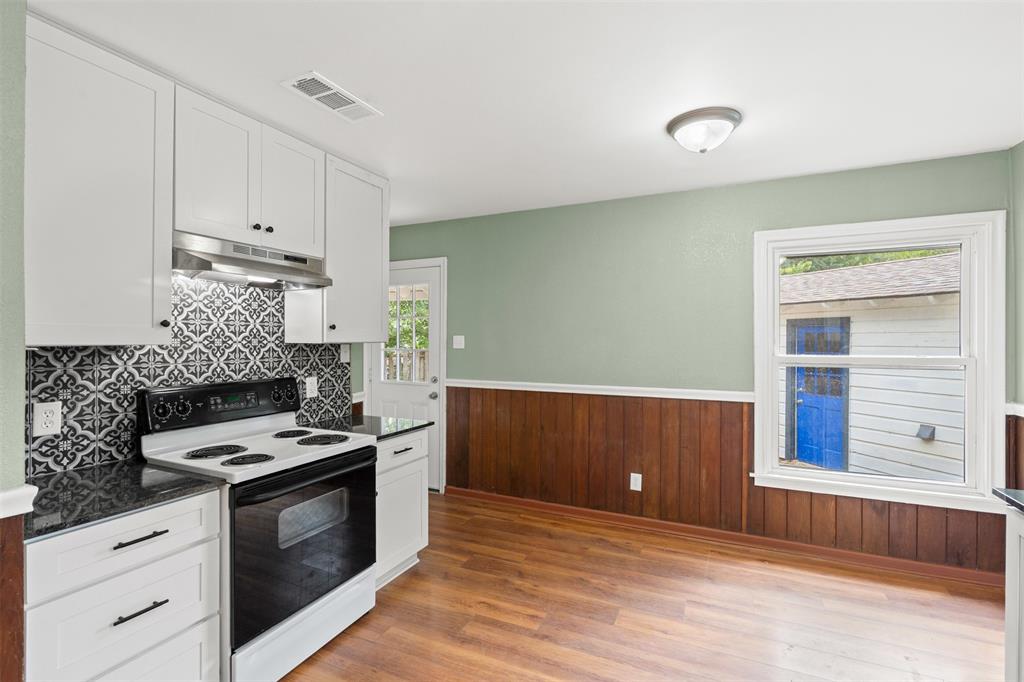 Pettys James E Sub - Residential