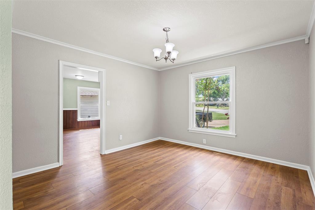 Pettys James E Sub - Residential