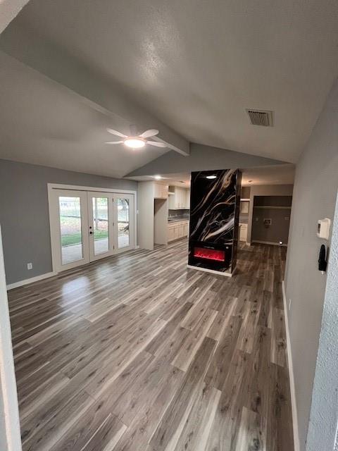 1513 Oakbrook Court