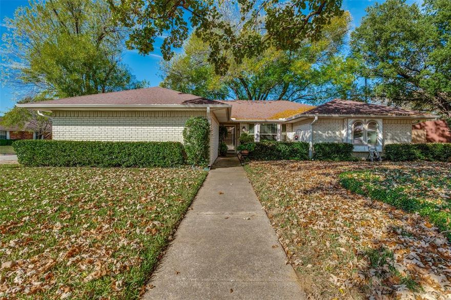 Welcome to this beautifully maintained 4-bedroom, 2-bath home located on a corner lot in desired South Arlington. This clean, move-in-ready property has been thoughtfully updated throughout, including renovated bathrooms (2025), an updated kitchen, new windows (2023), updated HVAC system (2025), and new carpet (2024)—offering both comfort and peace of mind. The functional floor plan provides ample space for everyday living and entertaining. Pride of ownership is evident in every detail. Situated in the highly sought-after Martin school district and conveniently located near I-20 for easy commuting, dining, and shopping. This is a rare opportunity to own a well-cared-for home in a prime location—don’t miss it!  Check the transaction desk for documentation and schedule a showing today!