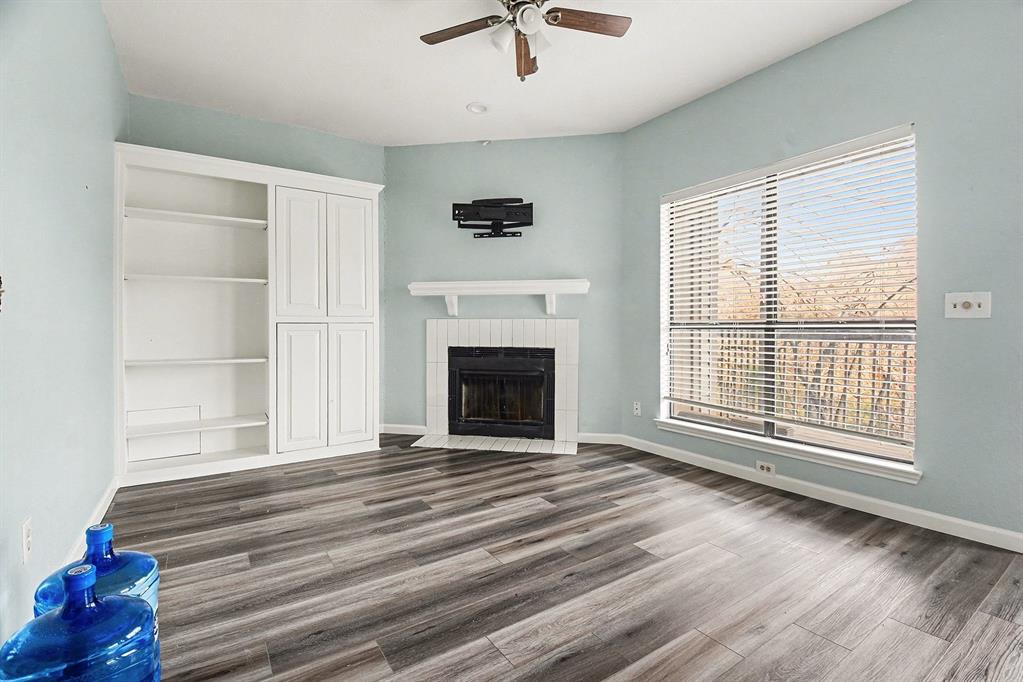 Oaks On The Bend Condos Ph 01-04 - Residential