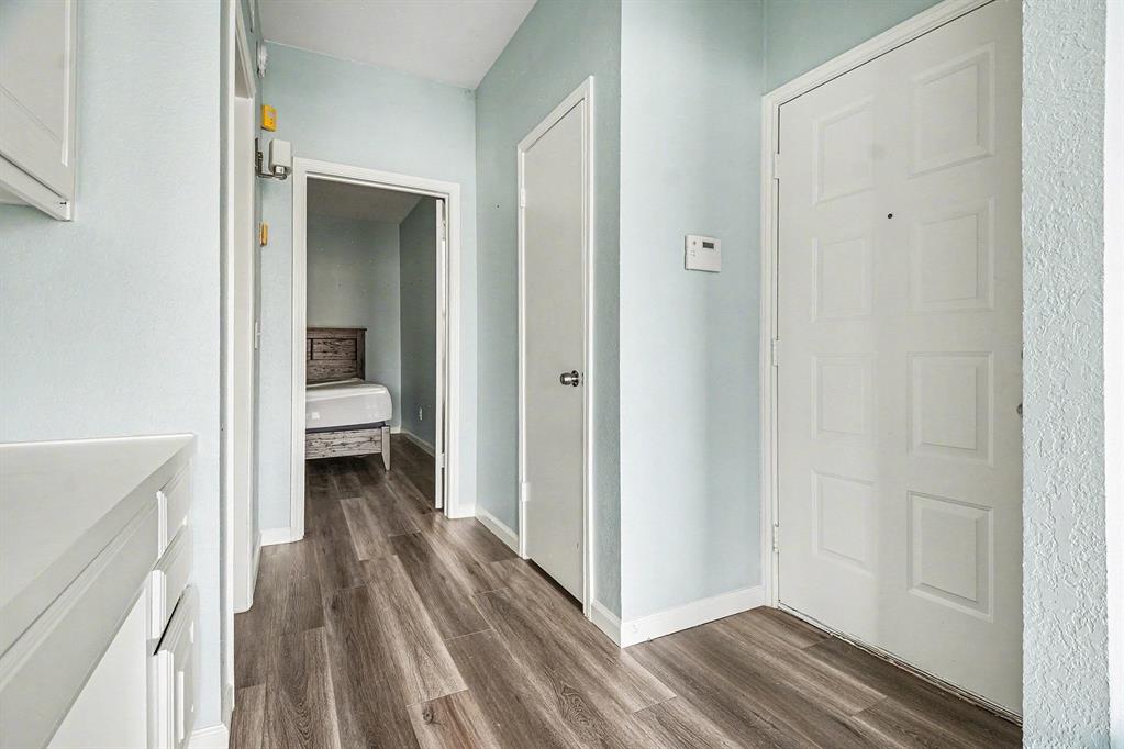 Oaks On The Bend Condos Ph 01-04 - Residential