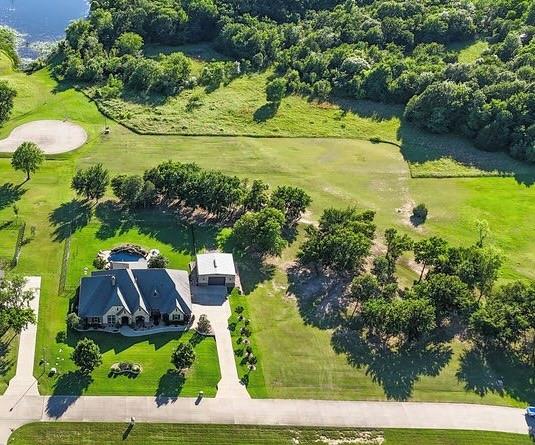 1387 Shadow Lakes Drive