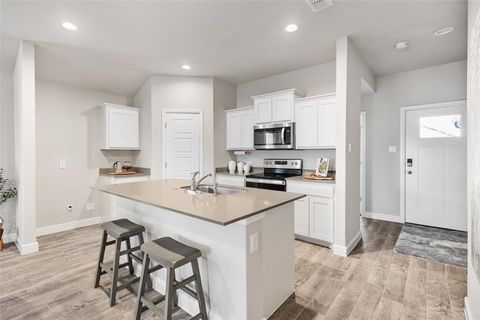 Tiny photo for 721 Breckenridge Park Drive, Alvarado, TX 76009 (MLS # 21100788)