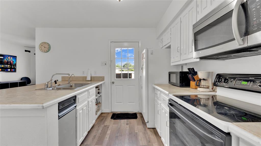 341 Arborview Drive