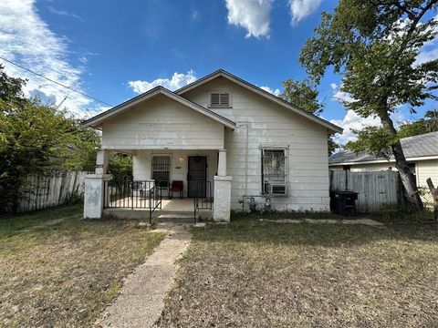2613 Hale Avenue Fort Worth TX 76106