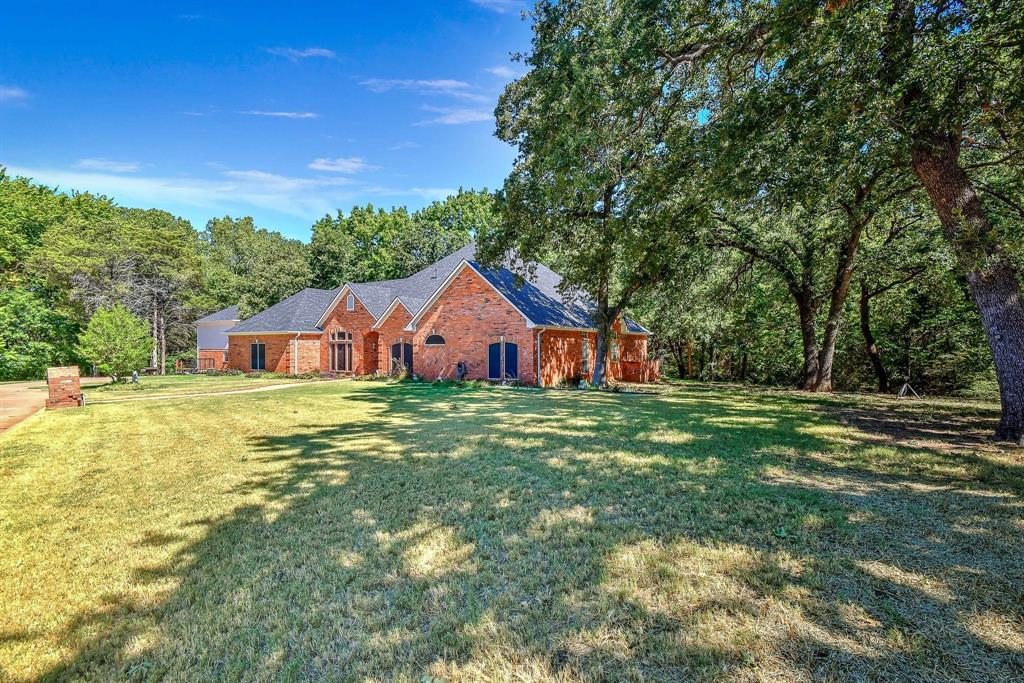 MEADOWS GLEN - Residential