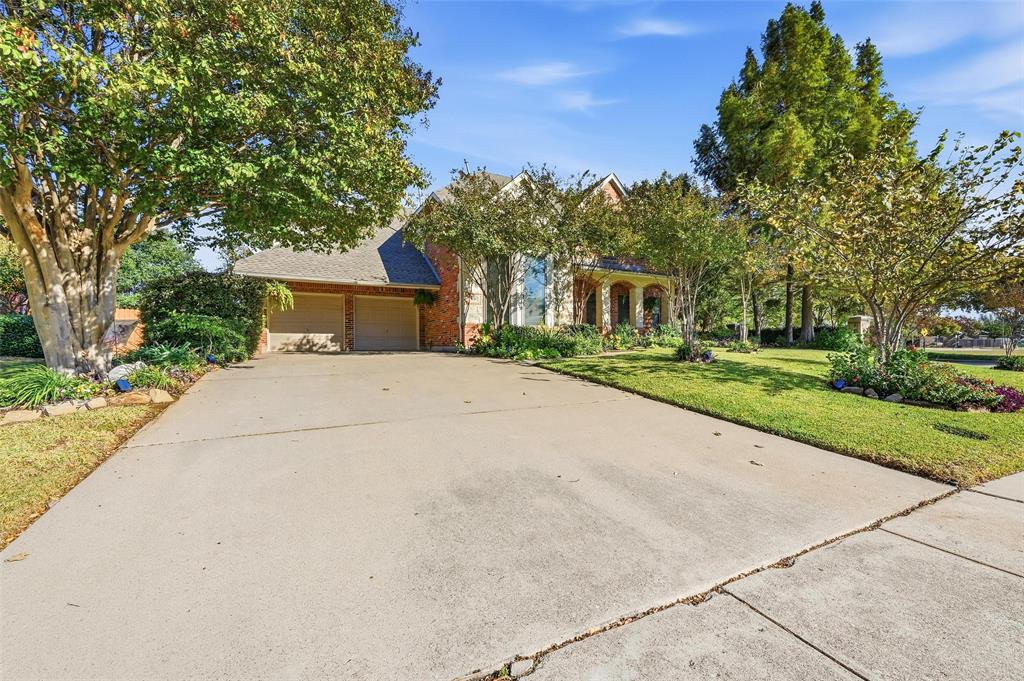 6796 Lakefront Drive