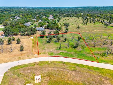 2205 Middlewood Circle Granbury TX 76049
