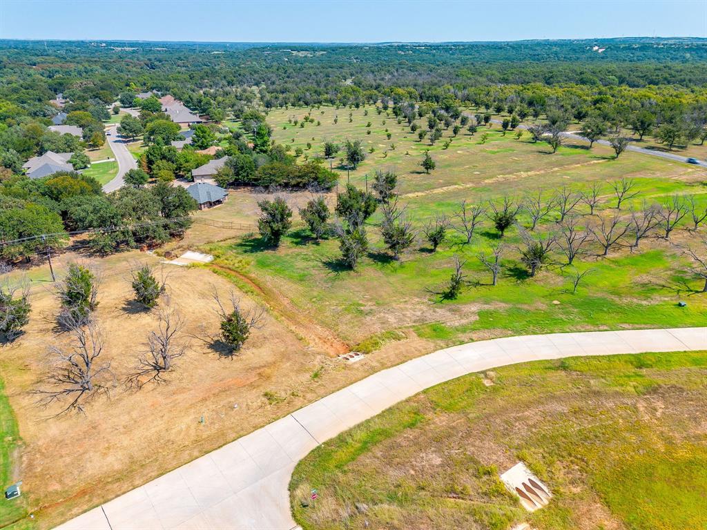 2205 Middlewood Circle