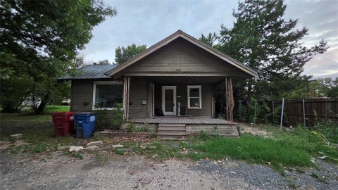 Photo of 104 Short Street, Farmersville, TX 75442 (MLS # 21411336)