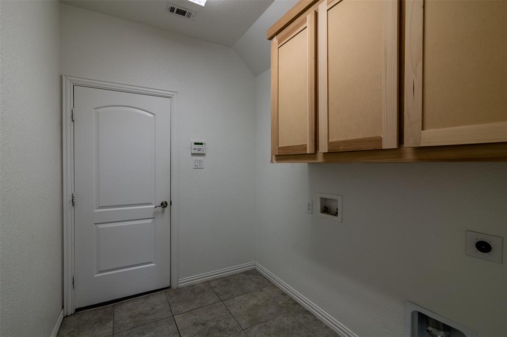 PARR TRUST - Residential Lease