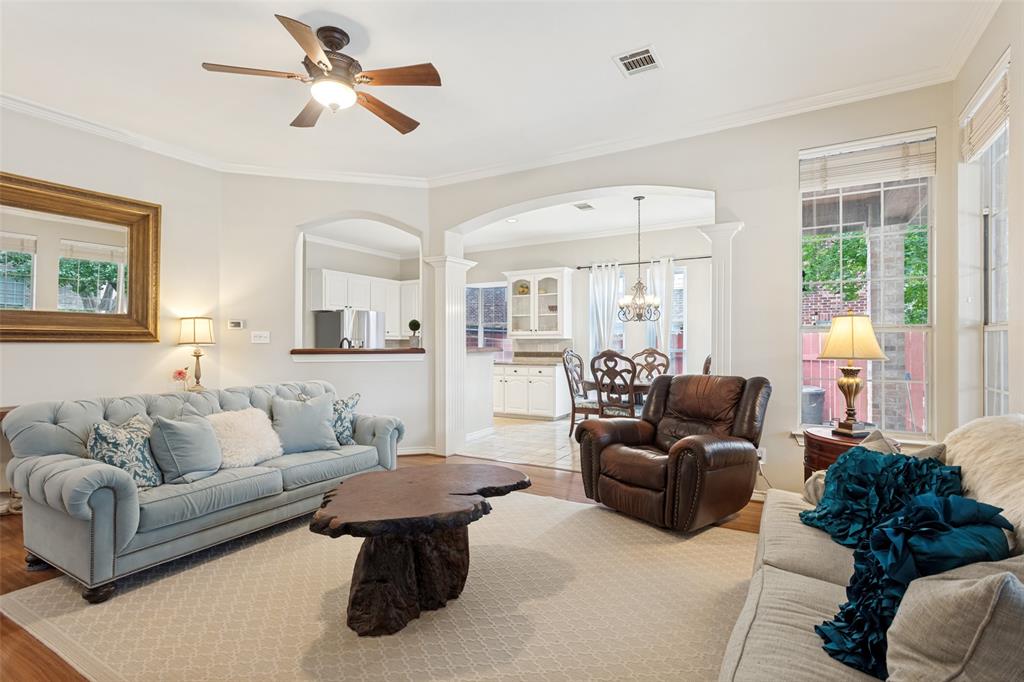 2700 Lake Breeze Lane