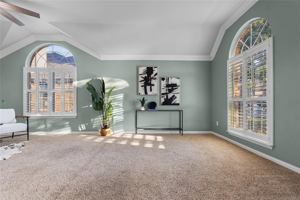 4939 Screech Owl Lane