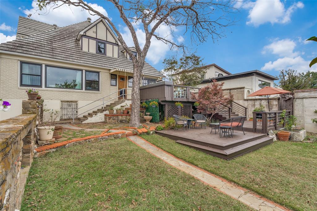 700 N Oak Cliff Boulevard