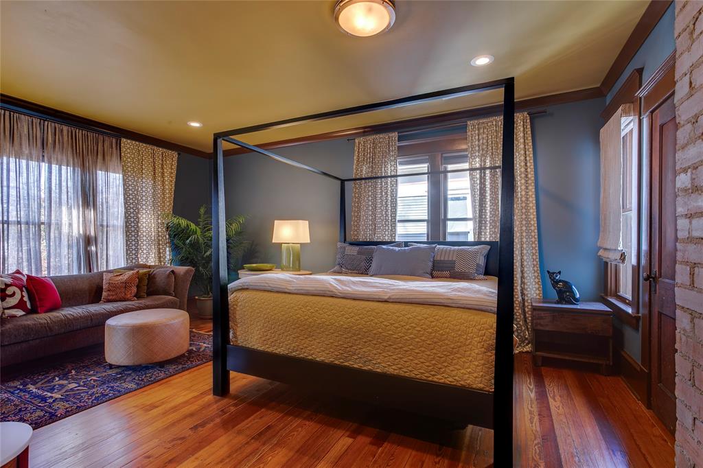 Winnetka Heights - Residential