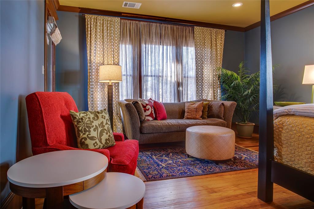 Winnetka Heights - Residential