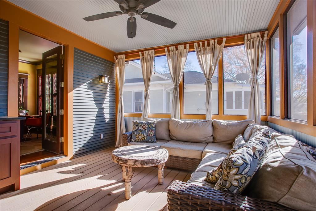 Winnetka Heights - Residential