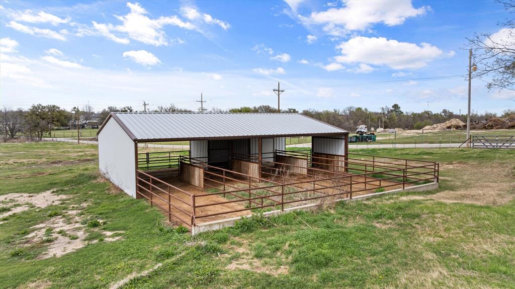 R STORY - Residential