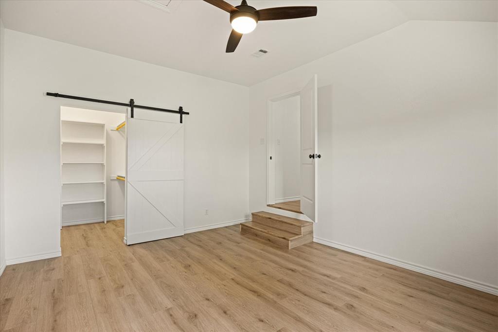 R STORY - Residential