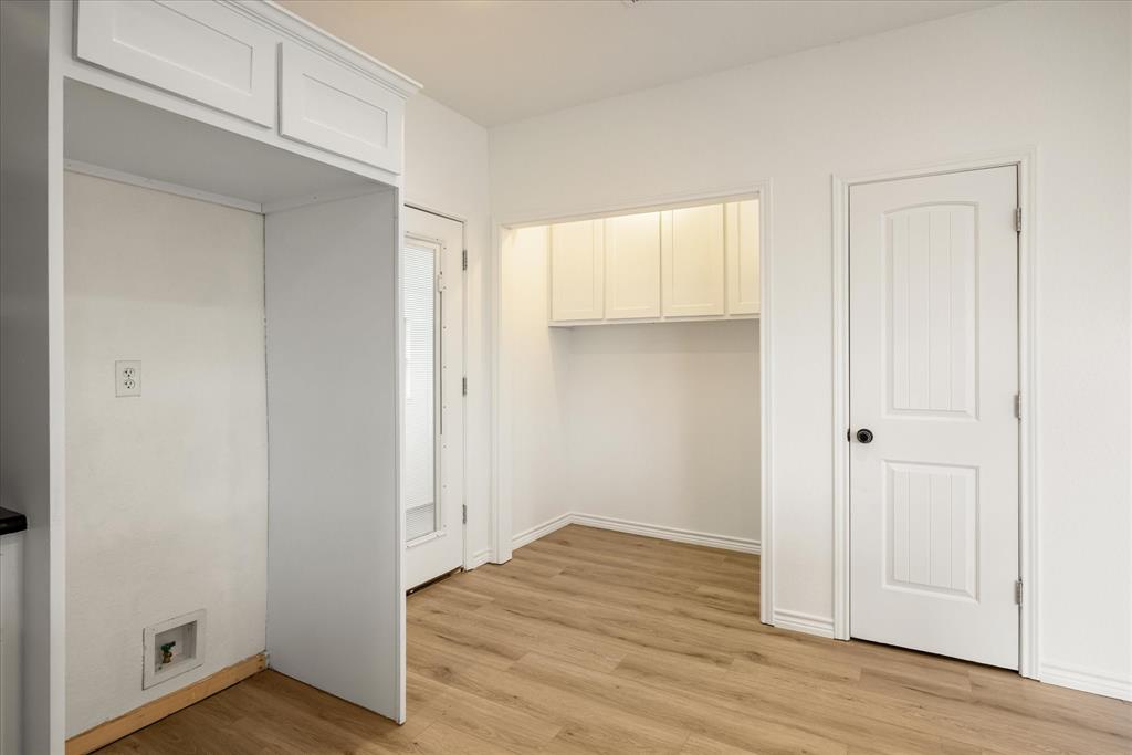 R STORY - Residential