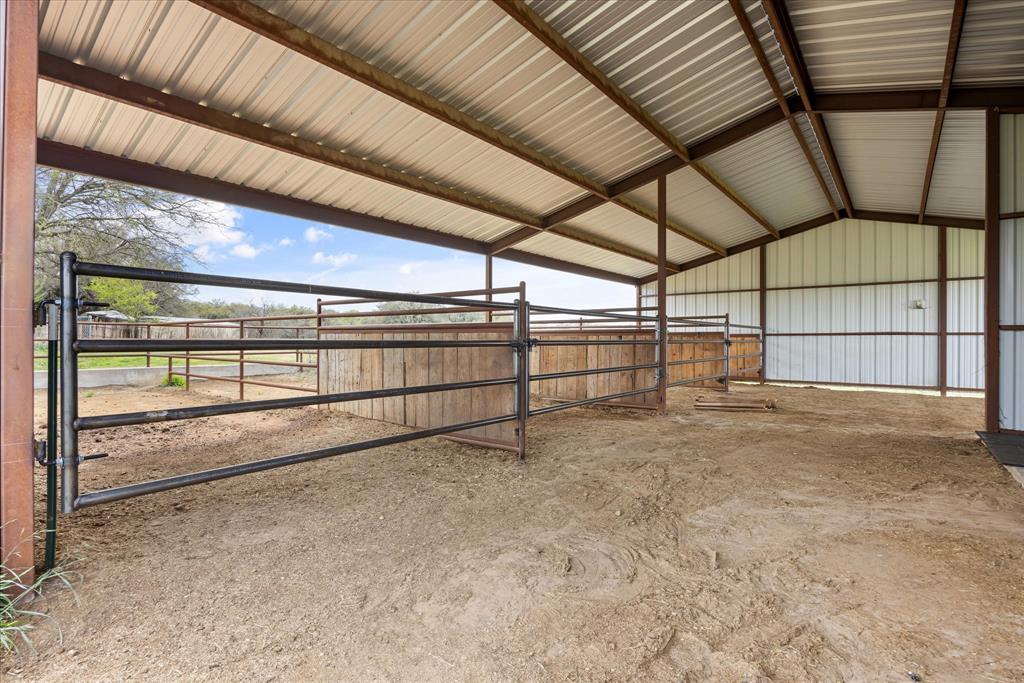 R STORY - Residential