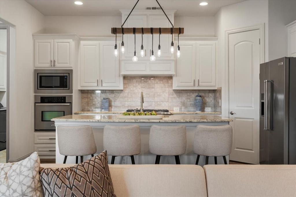 Castle Hills Community Center - Residential