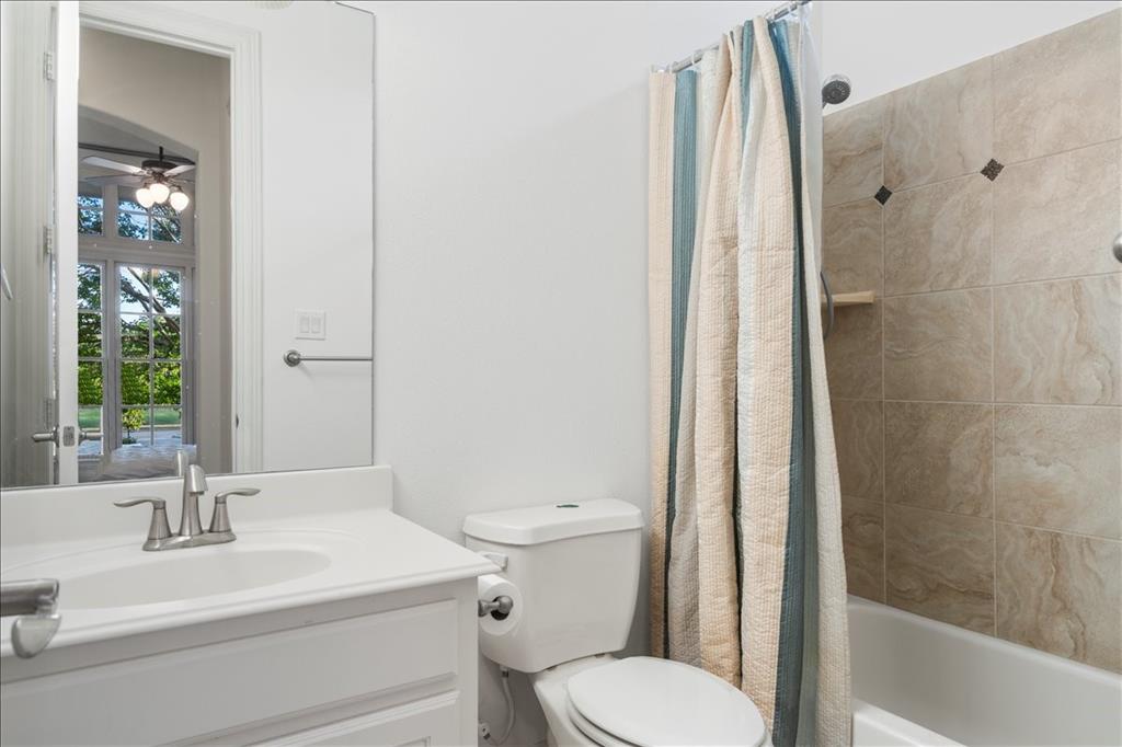 Castle Hills Community Center - Residential