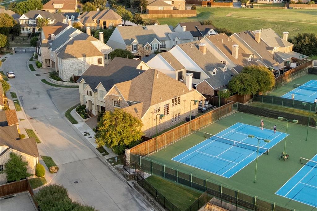 Castle Hills Community Center - Residential