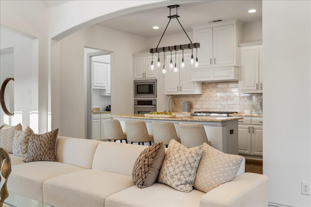 Castle Hills Community Center - Residential