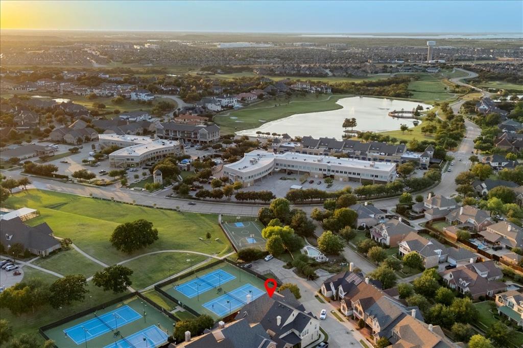 Castle Hills Community Center - Residential