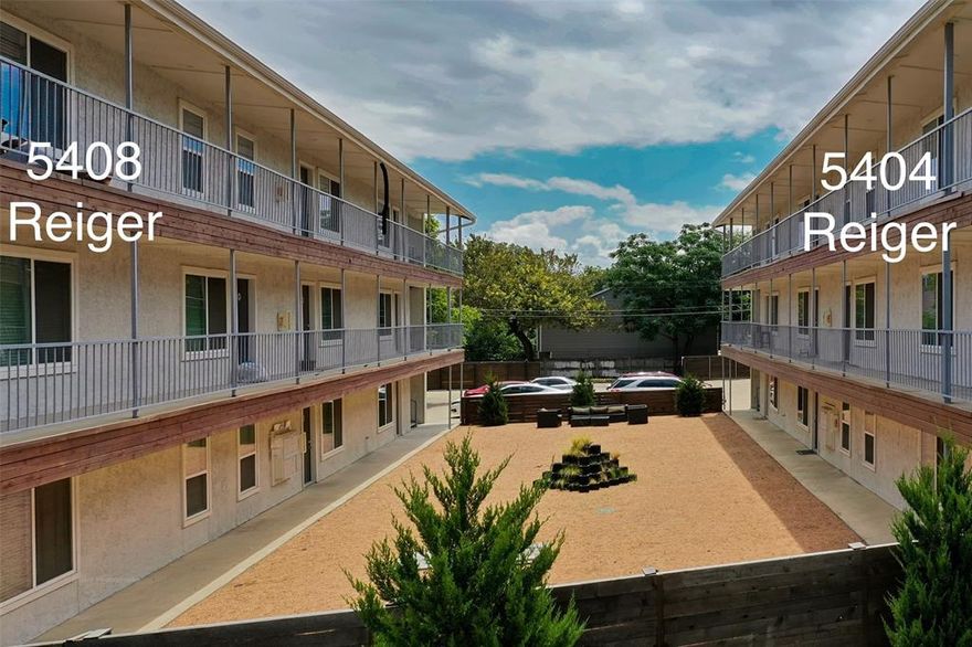 See 3D Virtual Tour! This charming unit corner unit is located on the third floor, just steps away from parking. The floor plan is spacious and open featuring an open kitchen, breakfast area, and living room. Two Bedrooms with walk-in closets. Remodeled recently! Onsight laundry room on the ground floor below the unit. Gated parking and complex. Don't miss out on this great find. APPLY TODAY