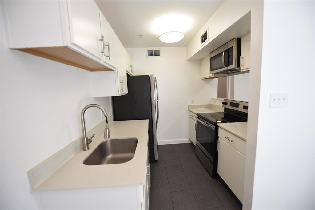 East Columbia Place - Residential Lease