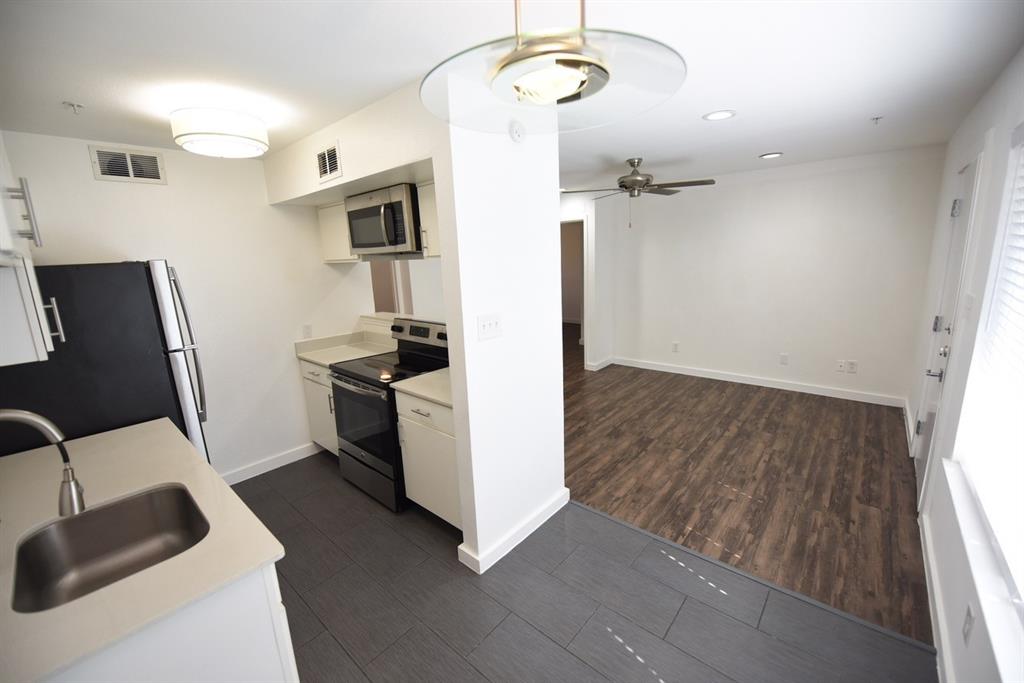 East Columbia Place - Residential Lease