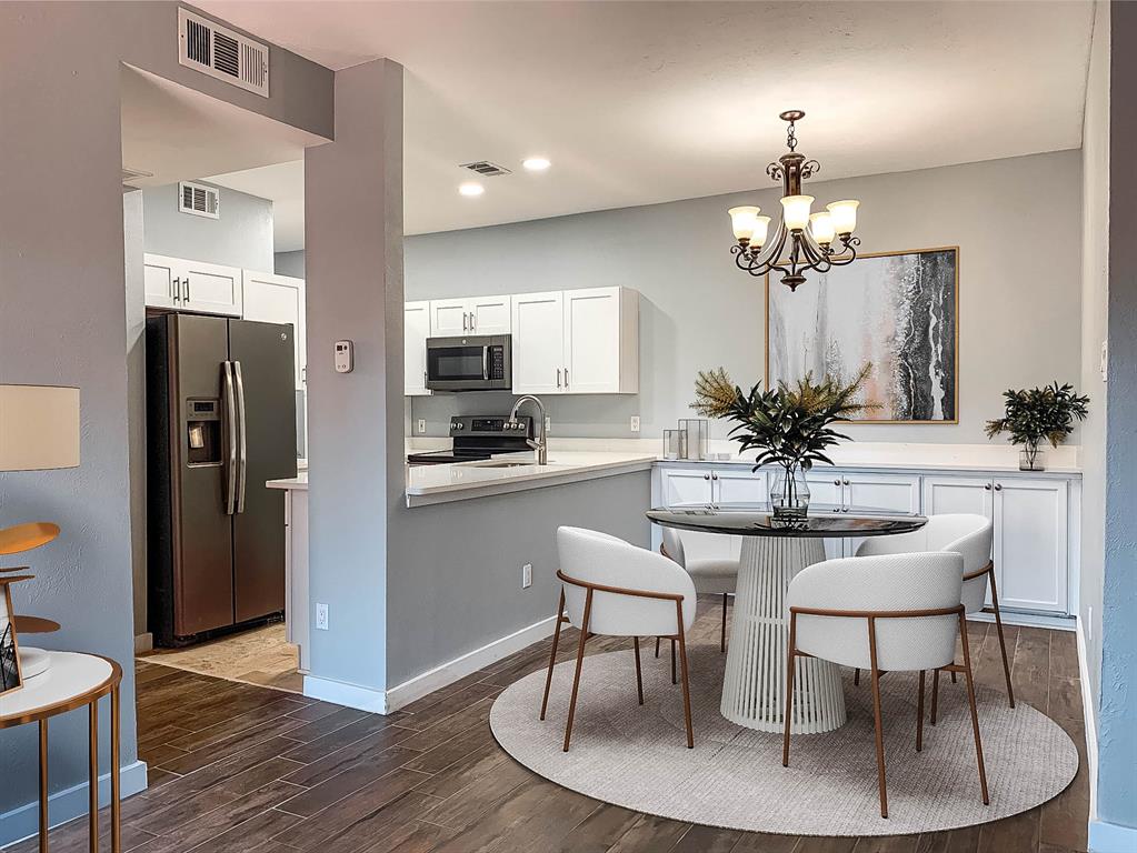 8601 Park Lane 414