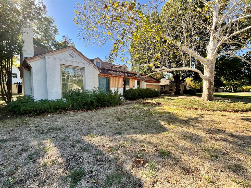 Casa Linda Estates - Residential