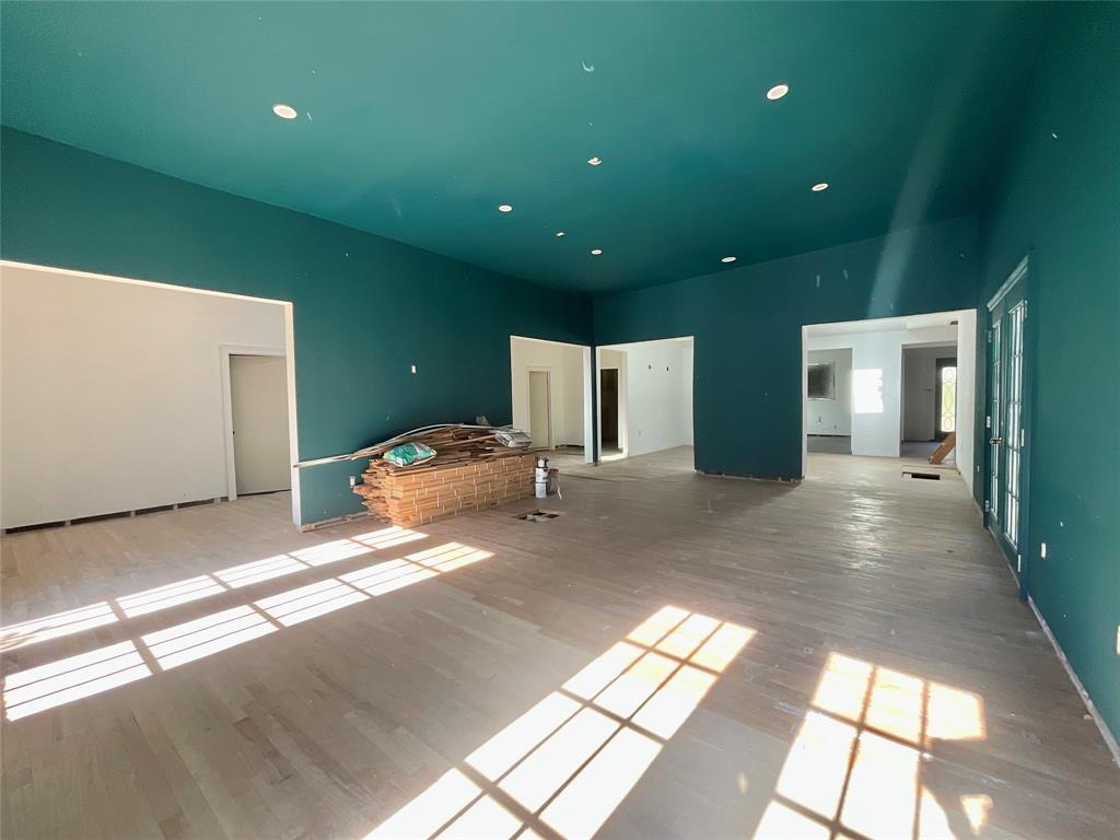 Casa Linda Estates - Residential