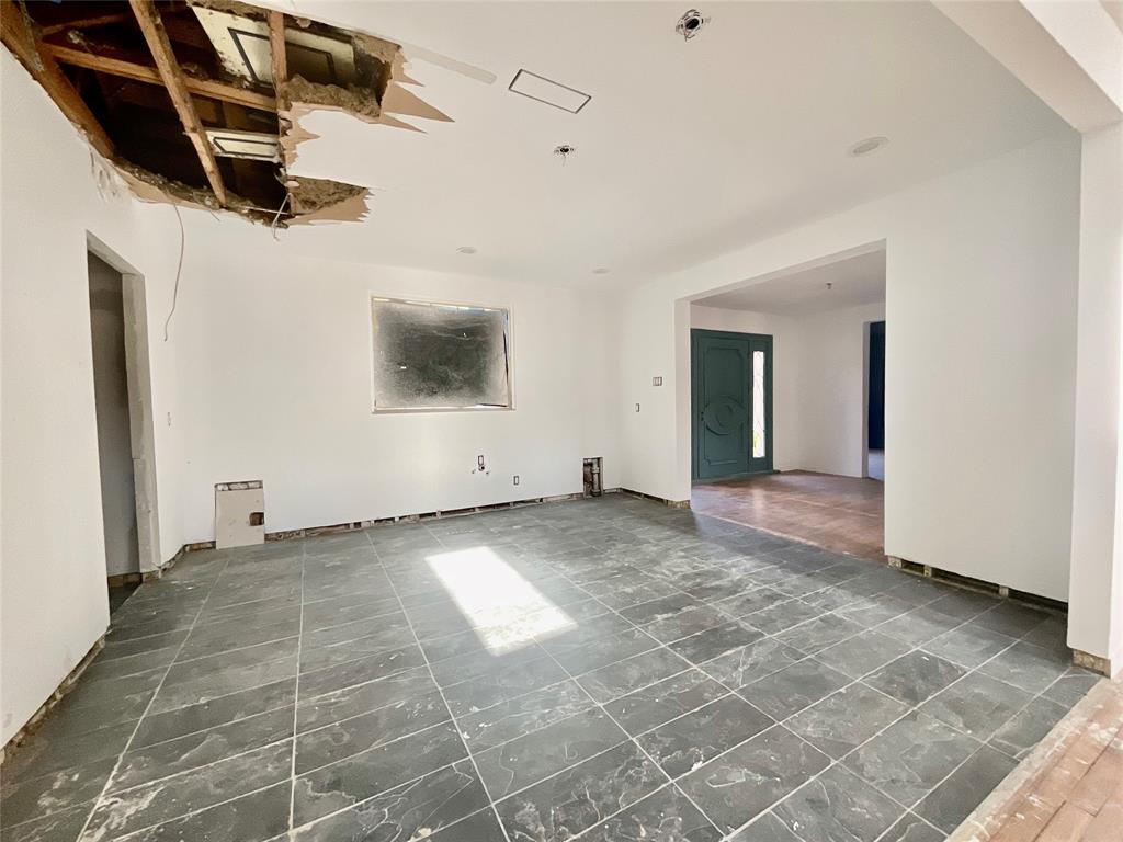 Casa Linda Estates - Residential