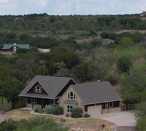 A home in Graford