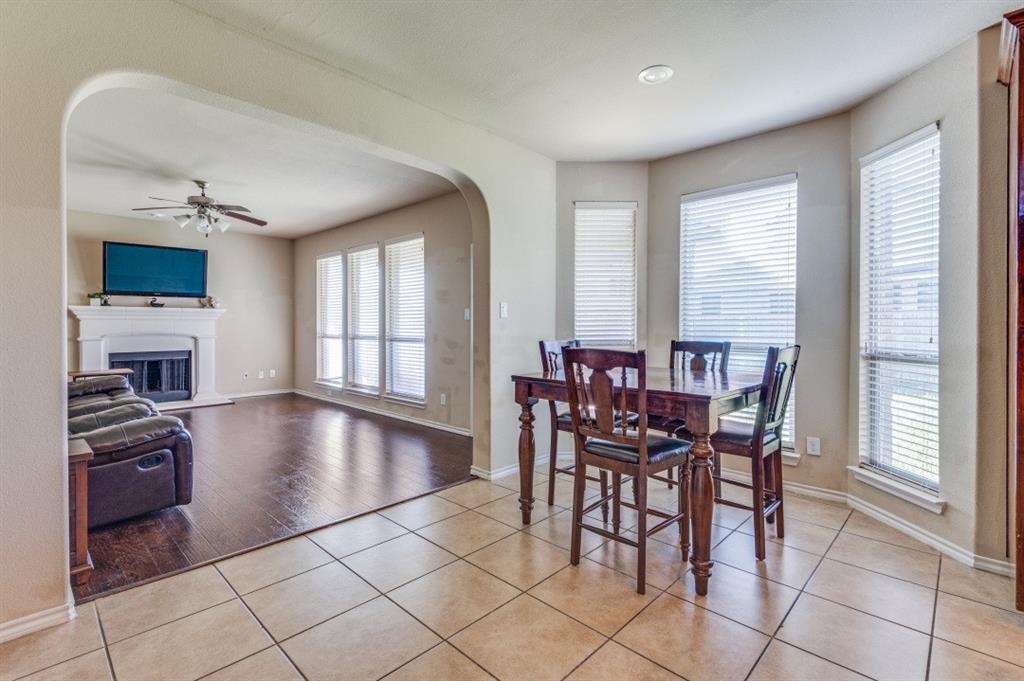 2904 Crystal Way