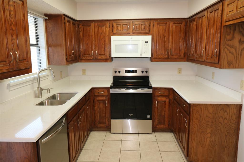 2505 Southridge Drive