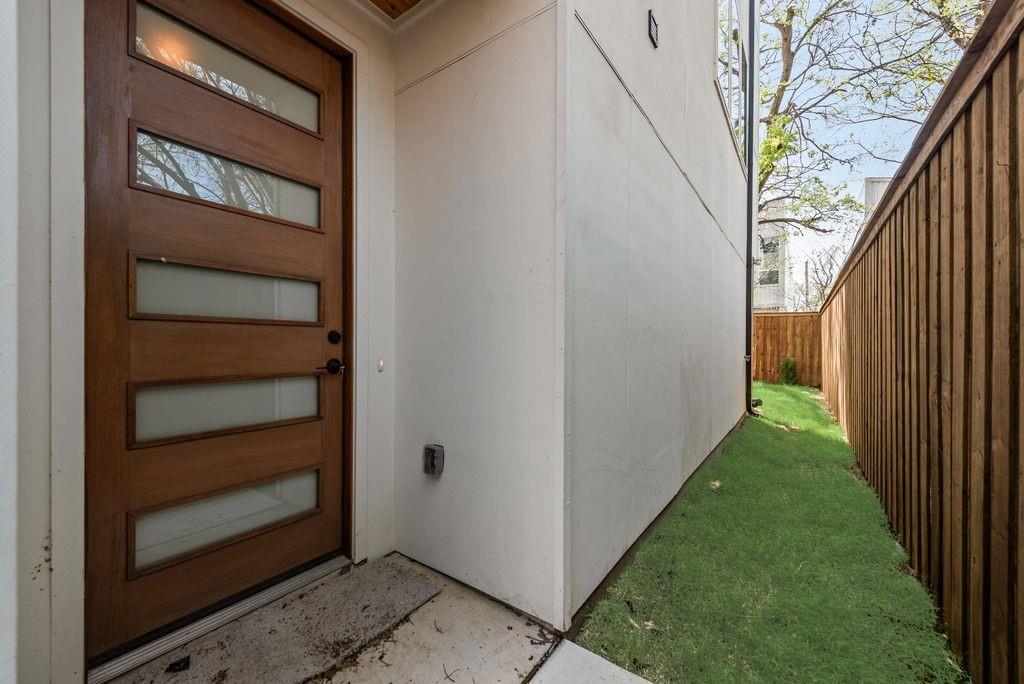 Z E COOMBS WEST END - Residential Income