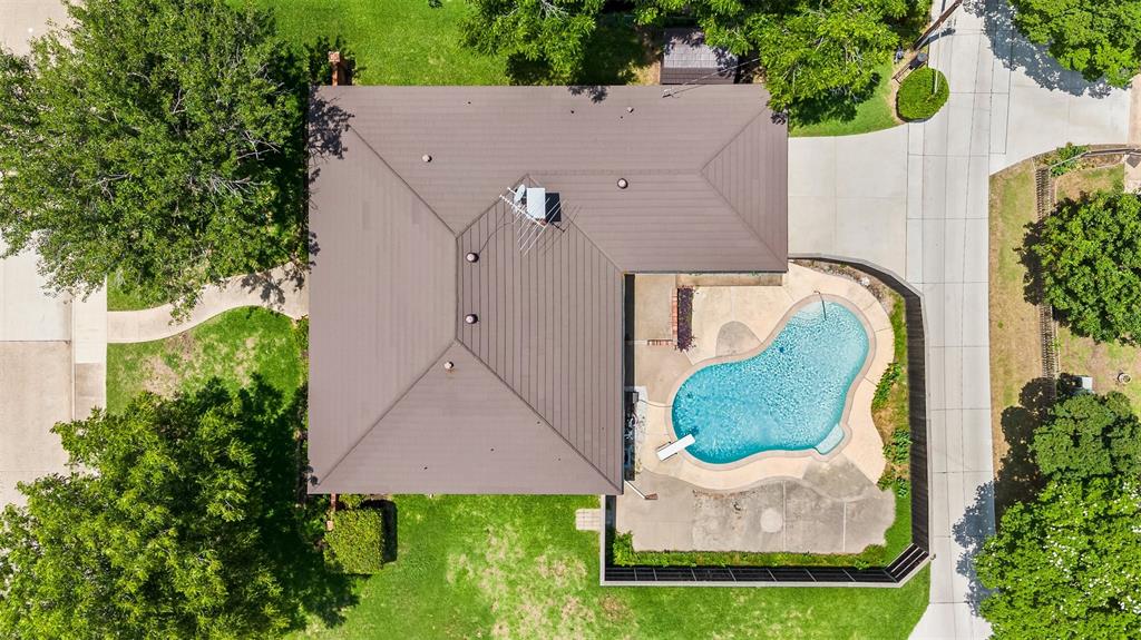 4945 Chilton Drive