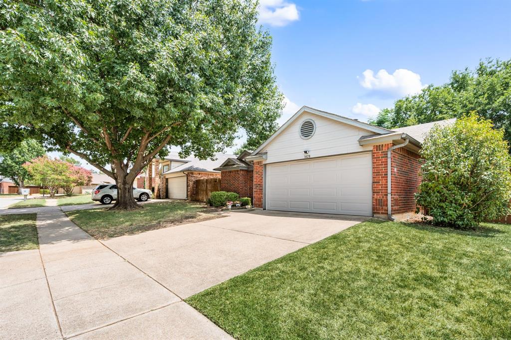 1428 Thistlewood Lane